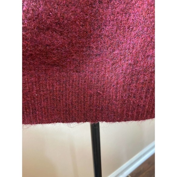 Gap Maroon Red Crewneck Sweater size Small Christmas Sweater NWT - Picture 3 of 11